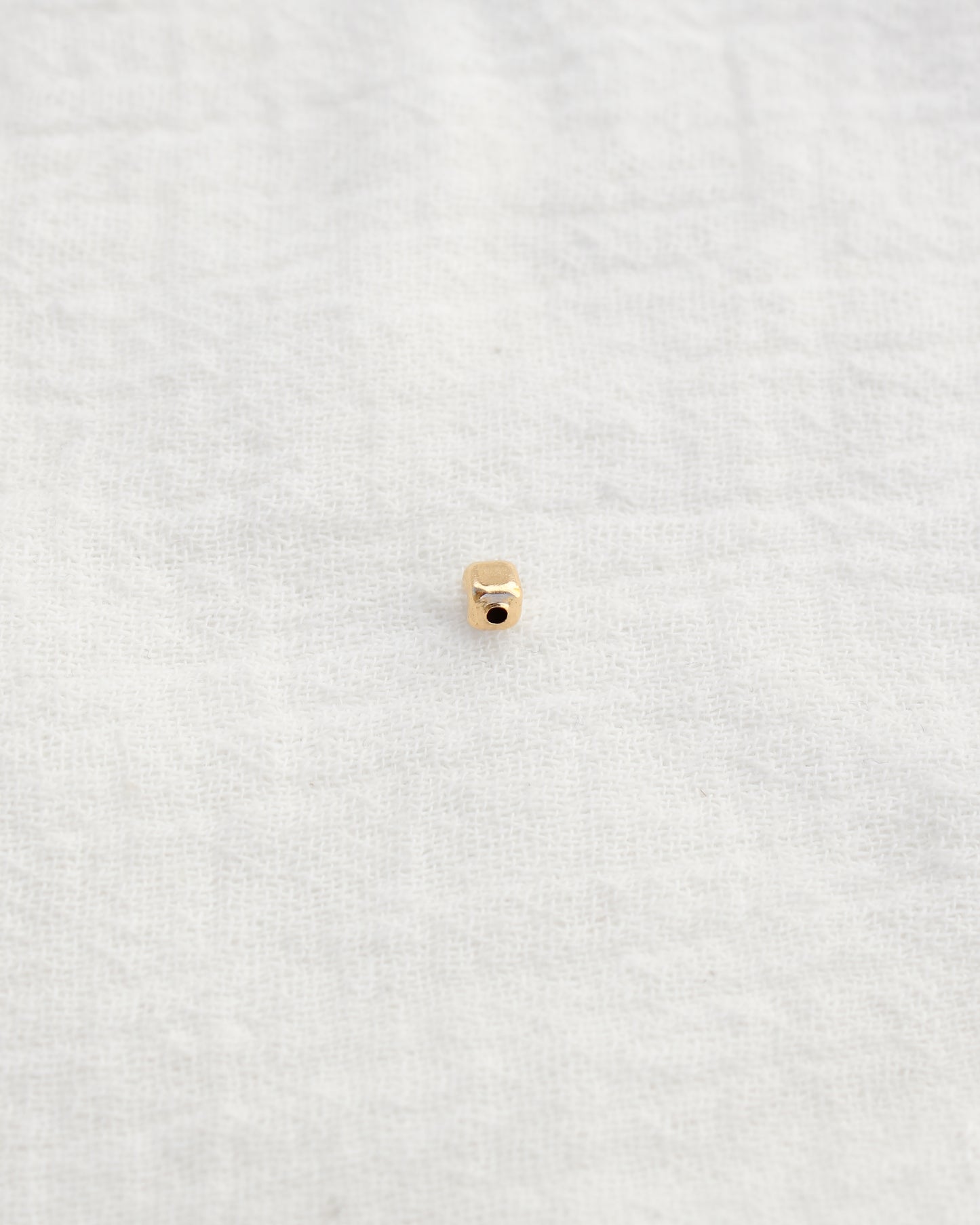 2.97mm Square Bead, BD03