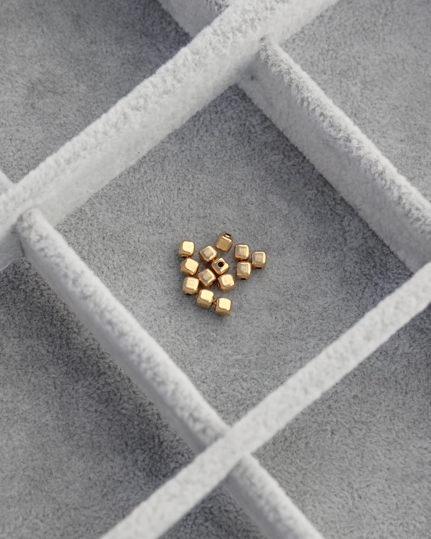 2.97mm Square Bead, BD03