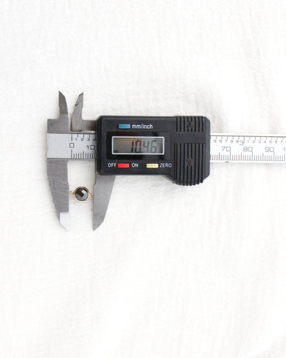 6mm Onyx Double Sided Checkerboard Connector, CN275