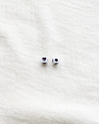 4mm Square Black Heart Beads, BD01