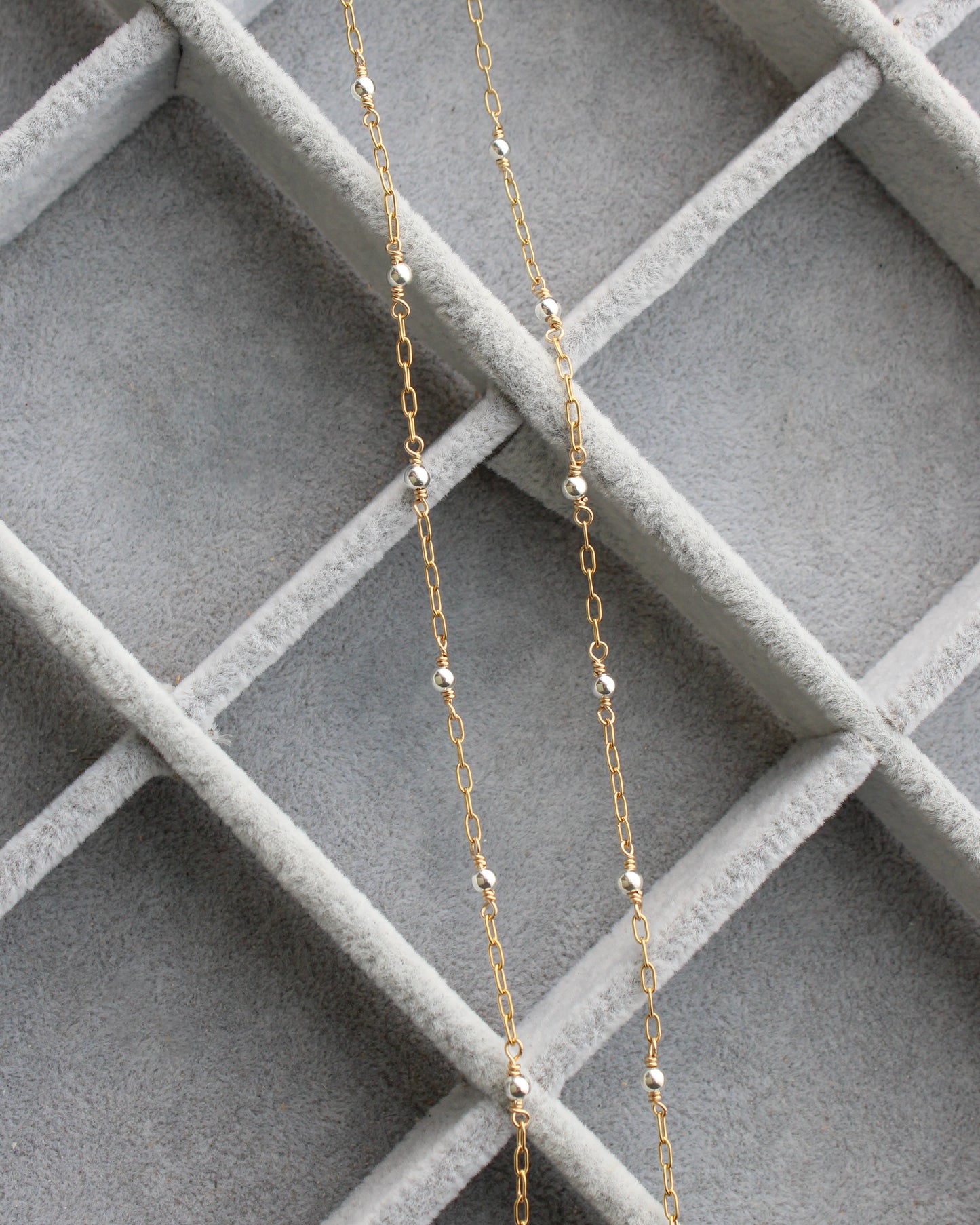 1.7mm Gold Filled Paper Clip Chain with 3mm Beads, Mixed Metal M204
