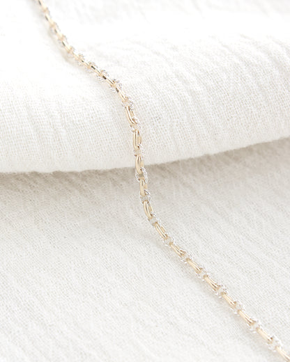 2.2mm Alternate Twisted Mixed Metal Paperclip Chain, M250