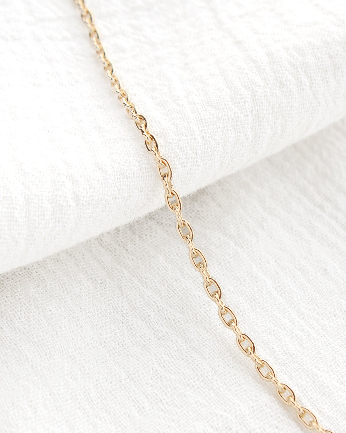 2.2mm alternate twisted paperclip chain, S248, G248