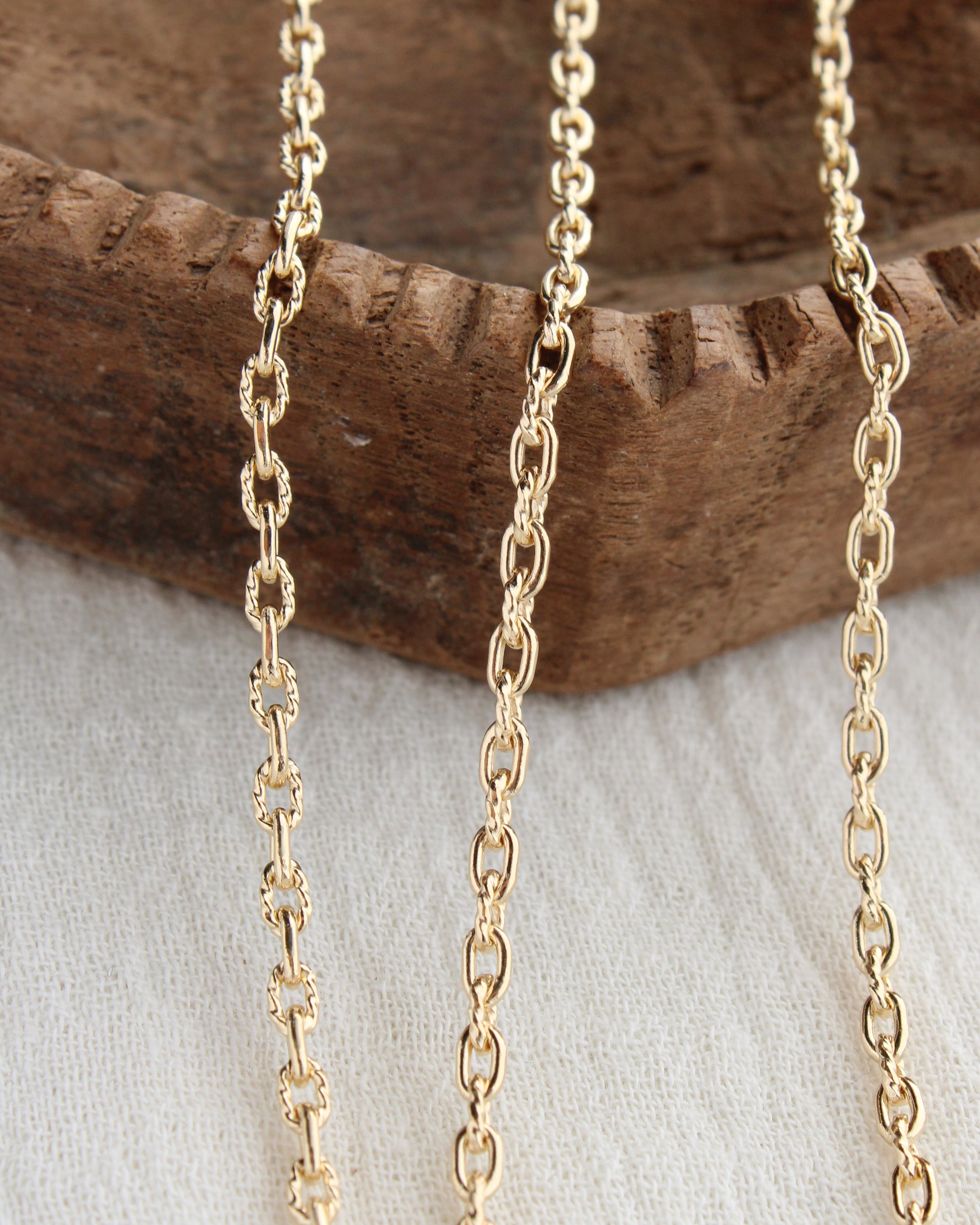 2.2mm alternate twisted paperclip chain, S248, G248