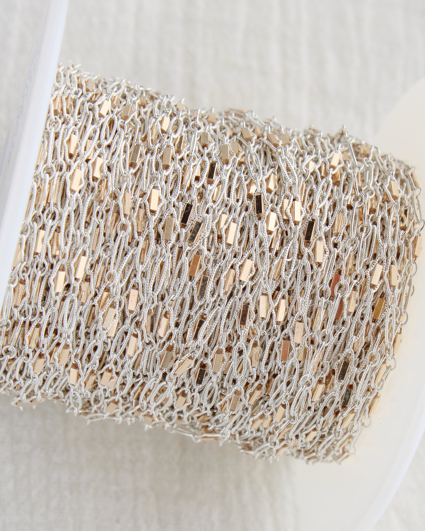 2.6mm Alternate Diamond and Oval Mixed Metal Chain, M255