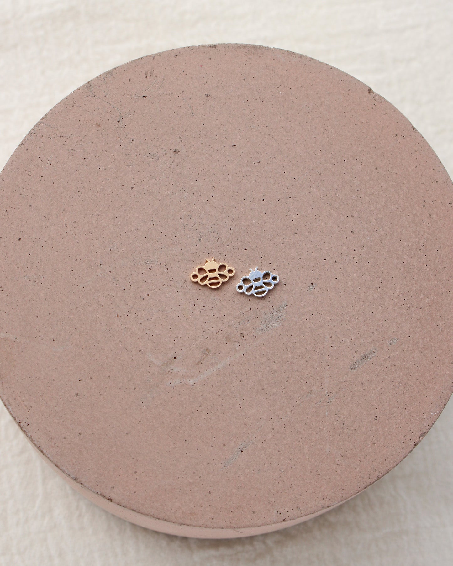 Bee Connector, CN382