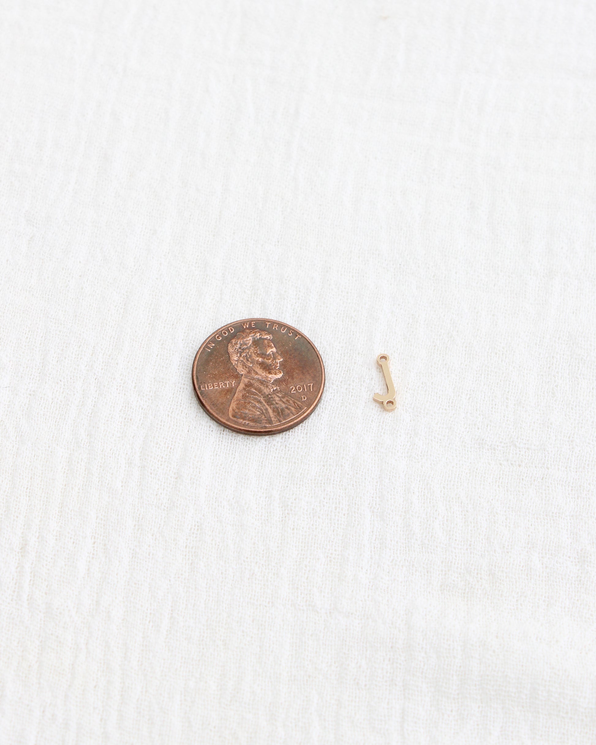 Uppercase Letter Connector, 8.9mm, 14k gold filled, CN441