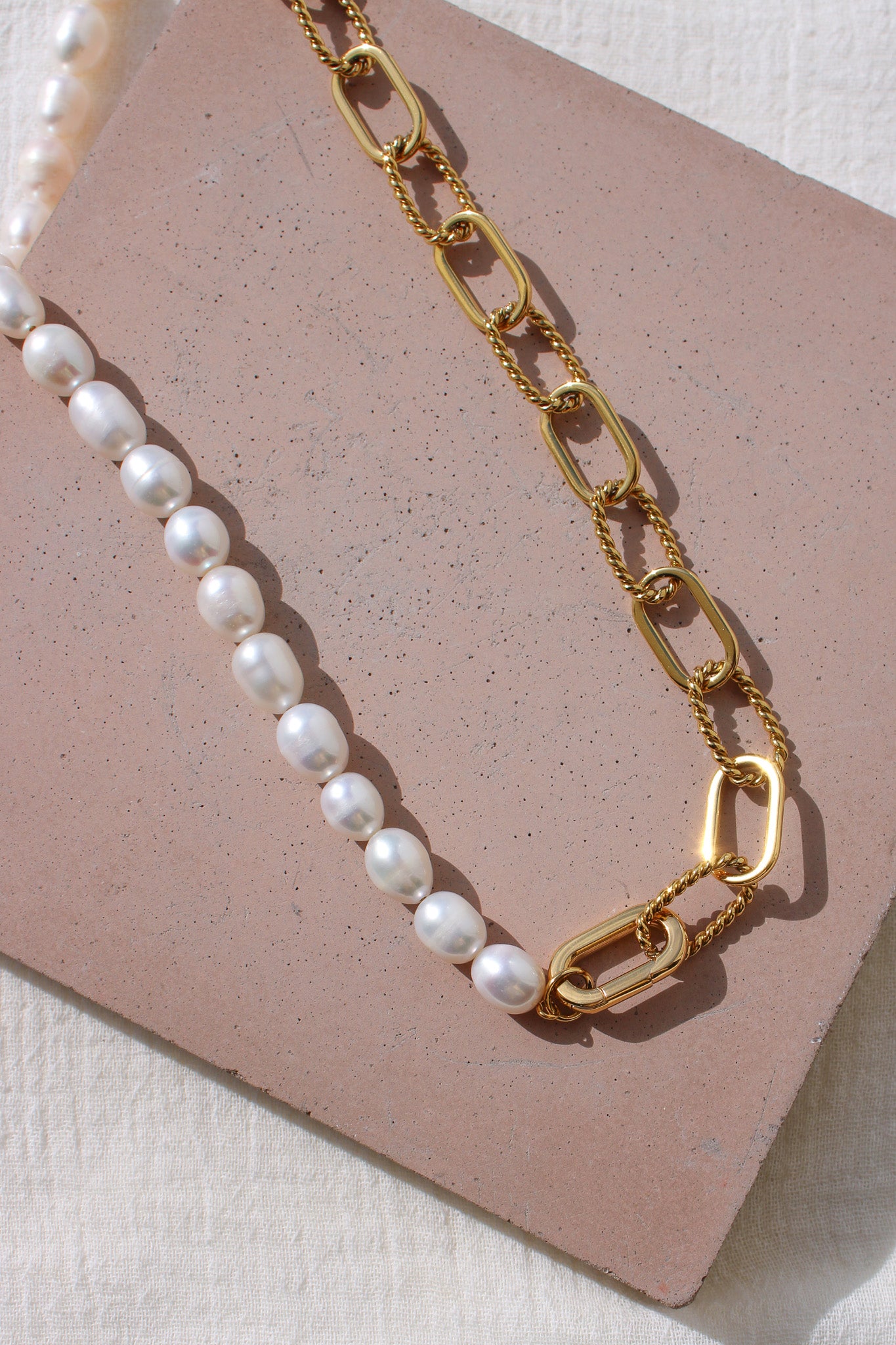 18" Pearl and Paperclip Necklace, N88