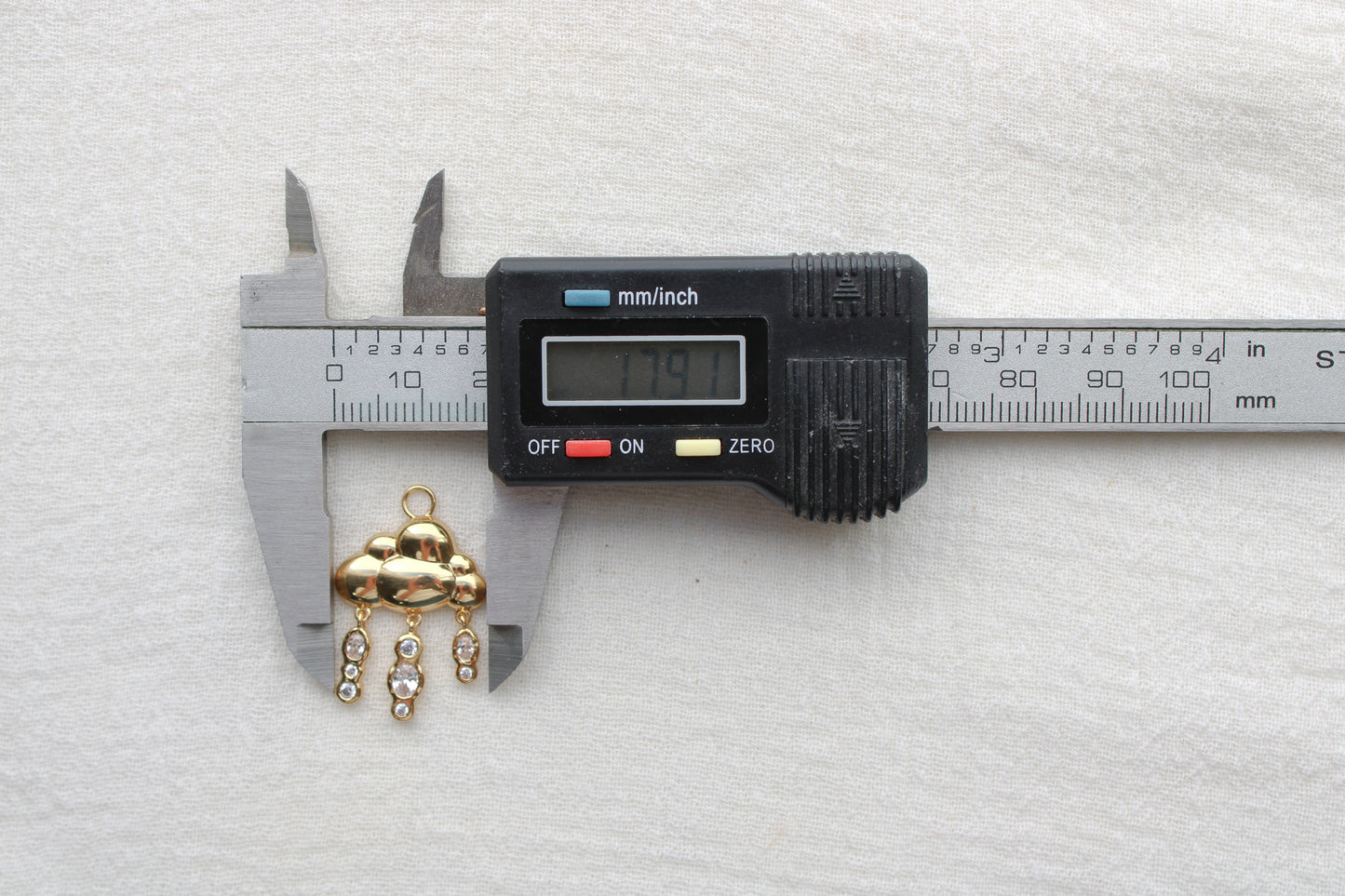 Rain Cloud with Cubic Zirconia Charm, CH300