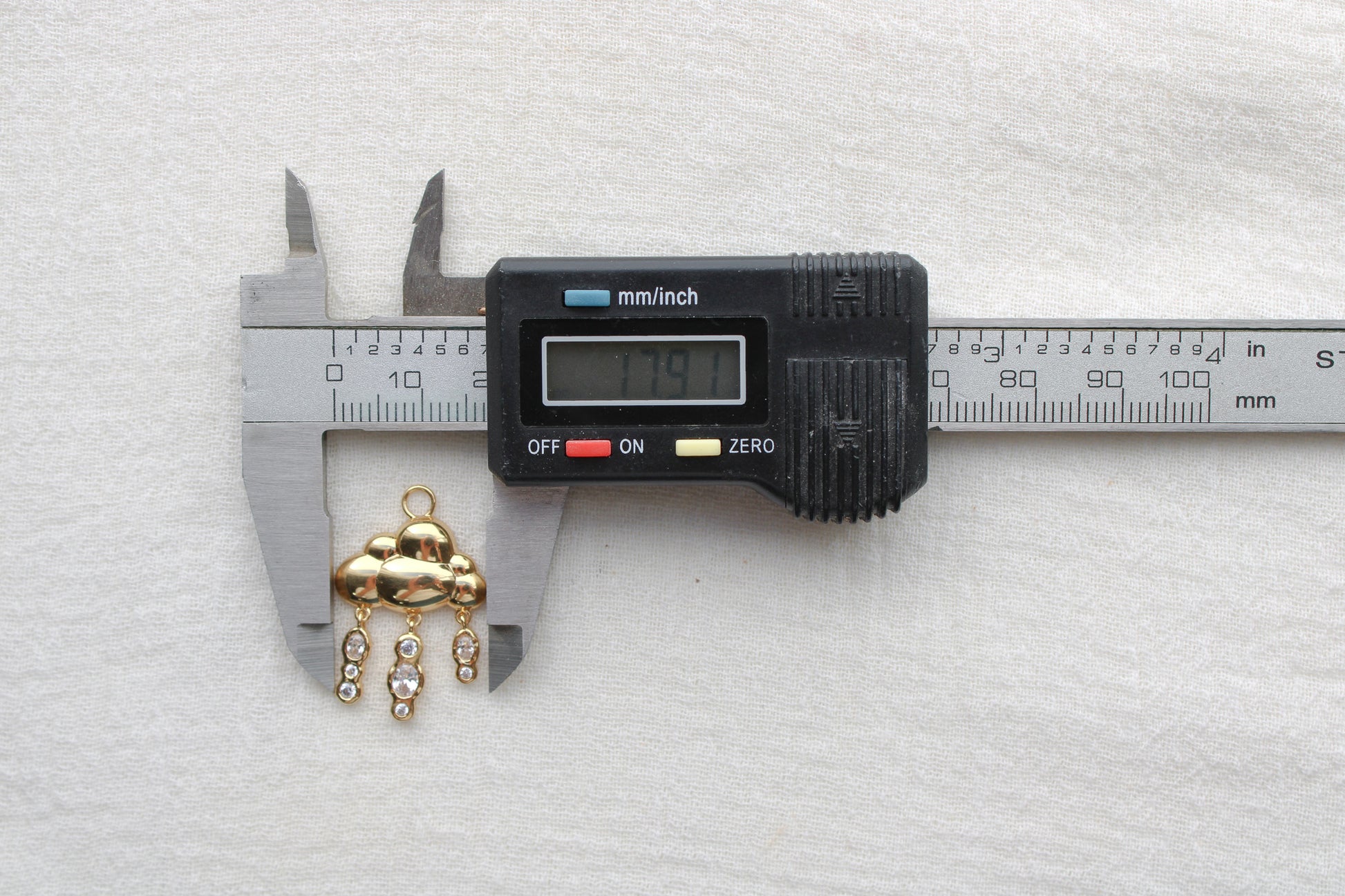Rain Cloud with Cubic Zirconia Charm, CH300