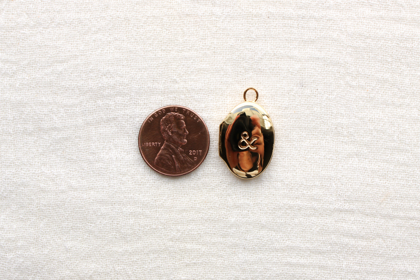 Ampersand Locket Charm, CH298