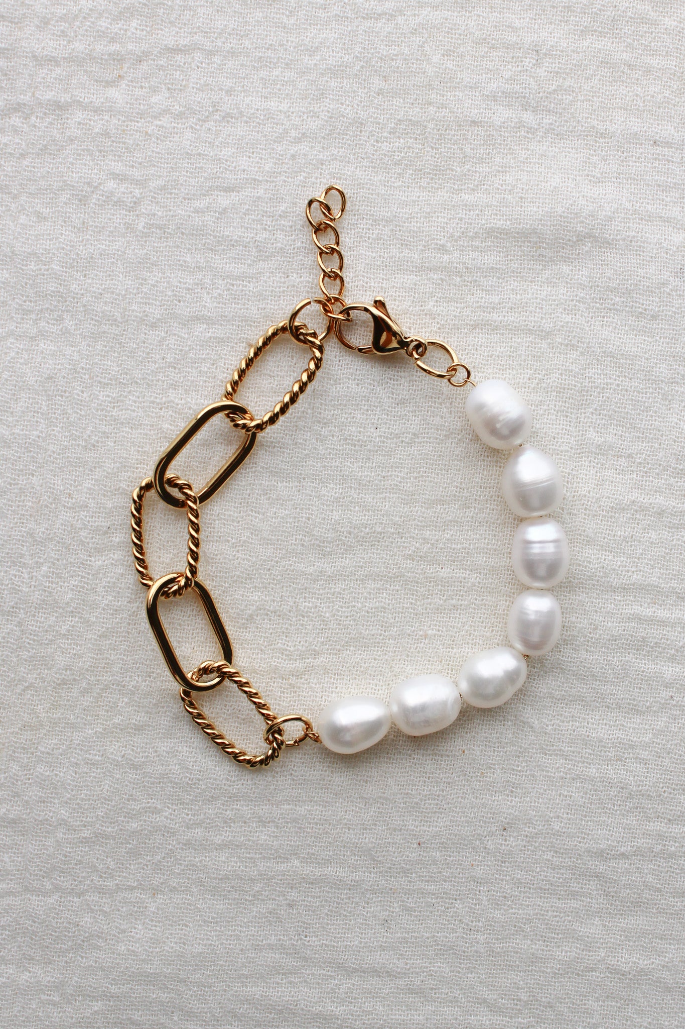 7.5" Pearl and Paperclip Bracelet, BR56