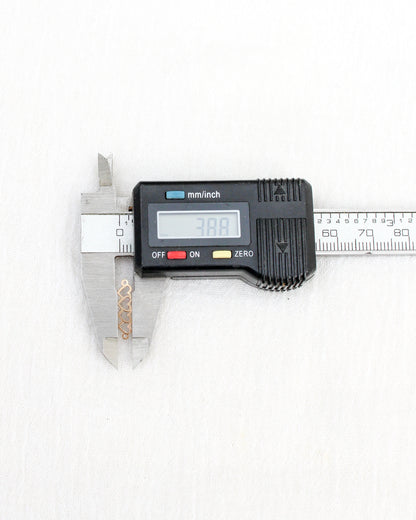 4 Linked Heart Outline Connector. CN438