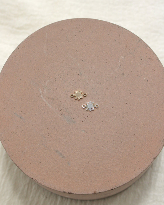 Philippine Sun Connector, CN386