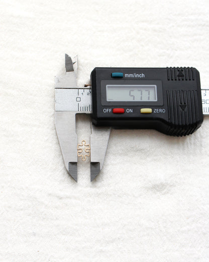 Puzzle Piece Connector, CN385