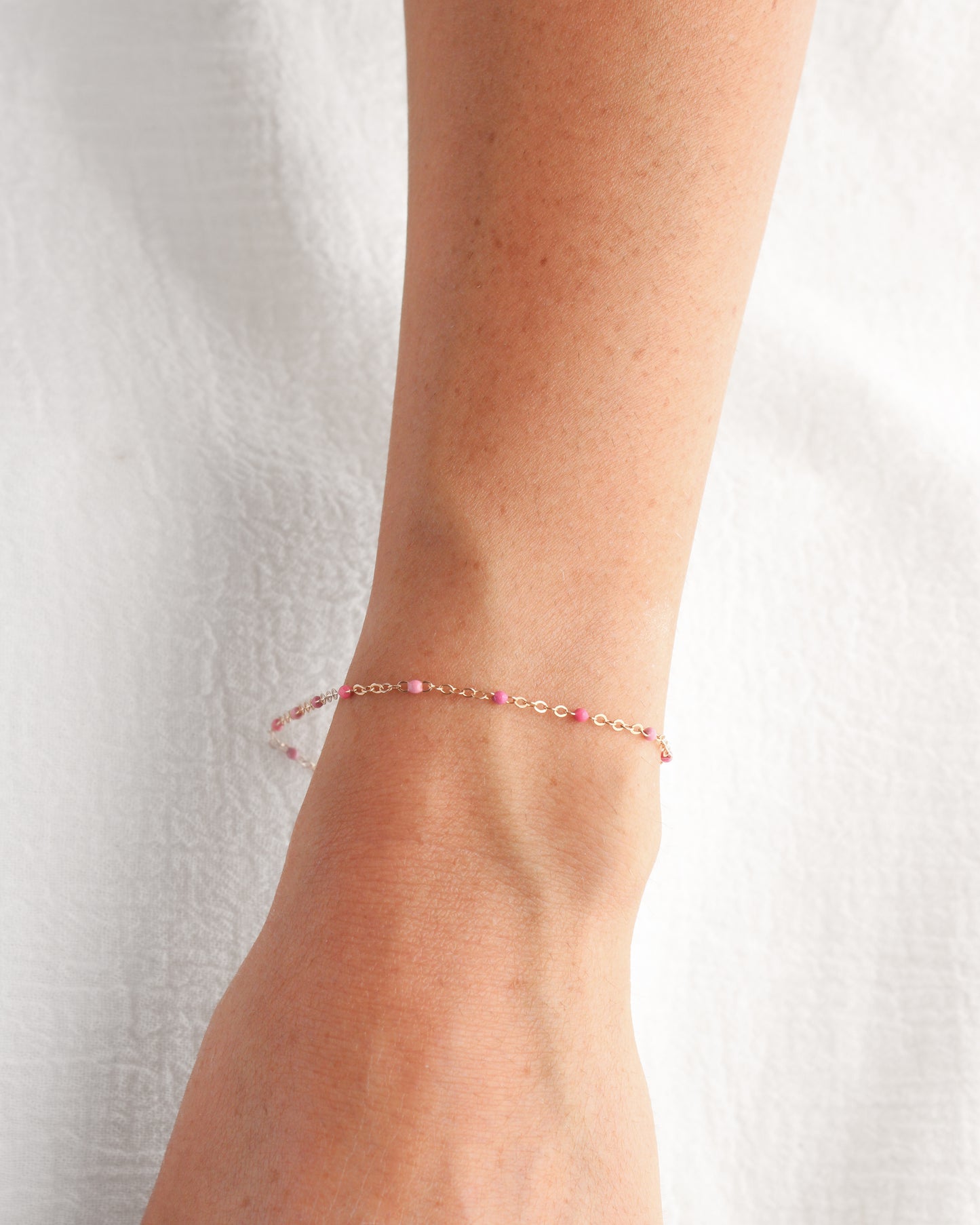 1.6mm Flat Cable Chain with Multi Pink Enamel Dots, G206