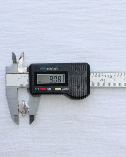 Flat Scallop Shell Connector Charm, CN172