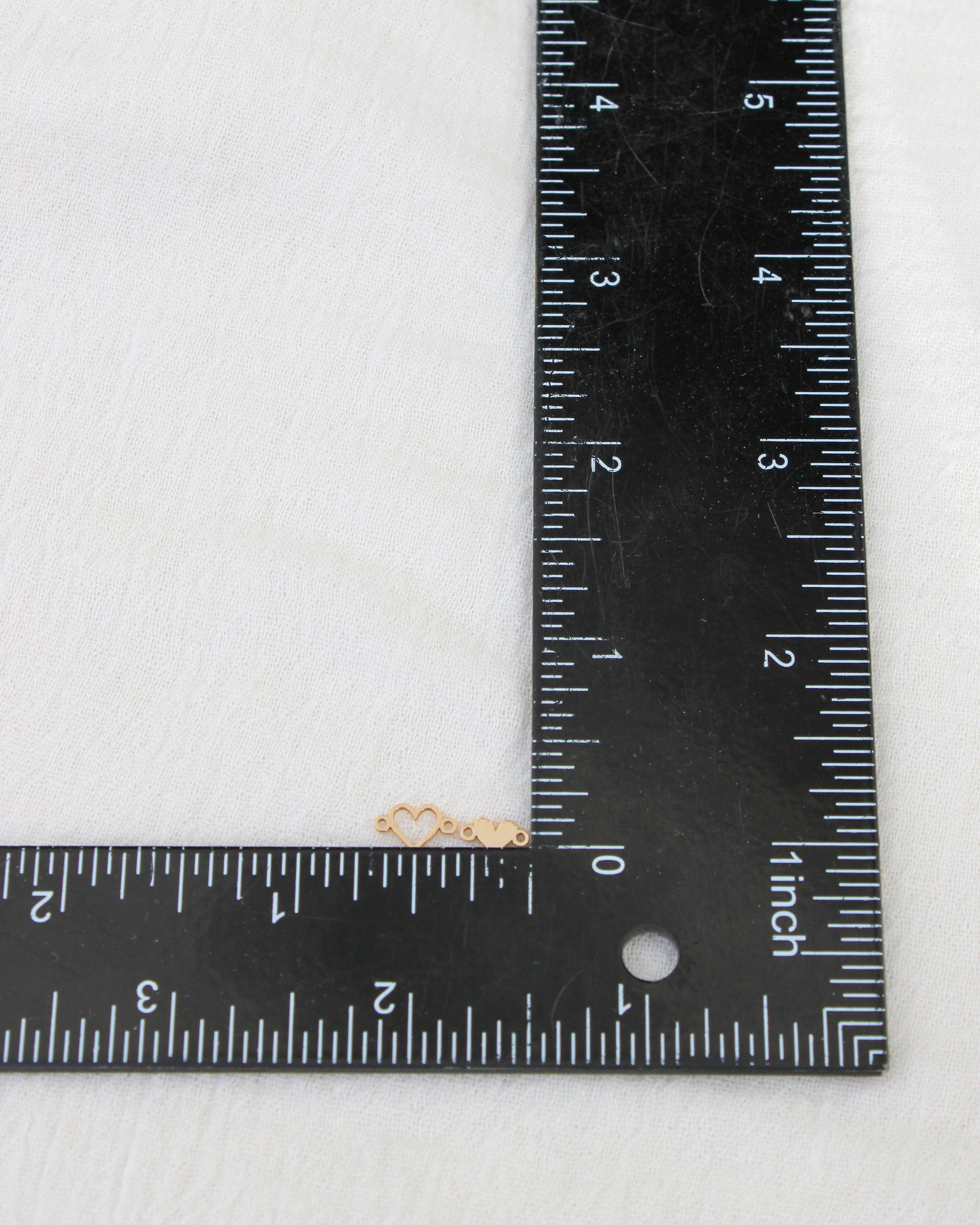Mini Heart Connector Pair, CN444