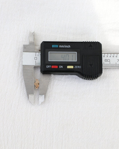 Mini Filled In Heart Connector,  CN469