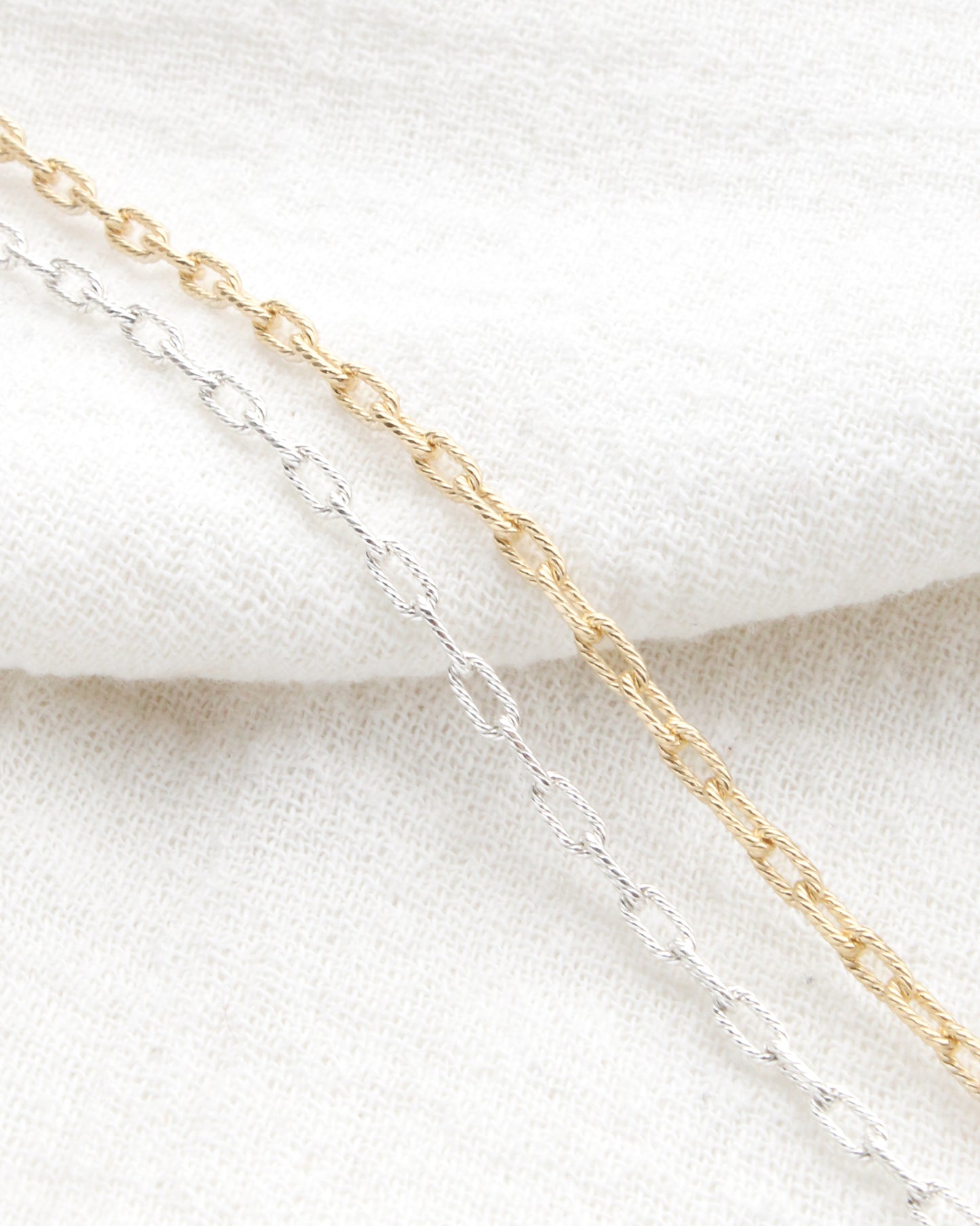 2mm twisted paperclip chain, S257, G257