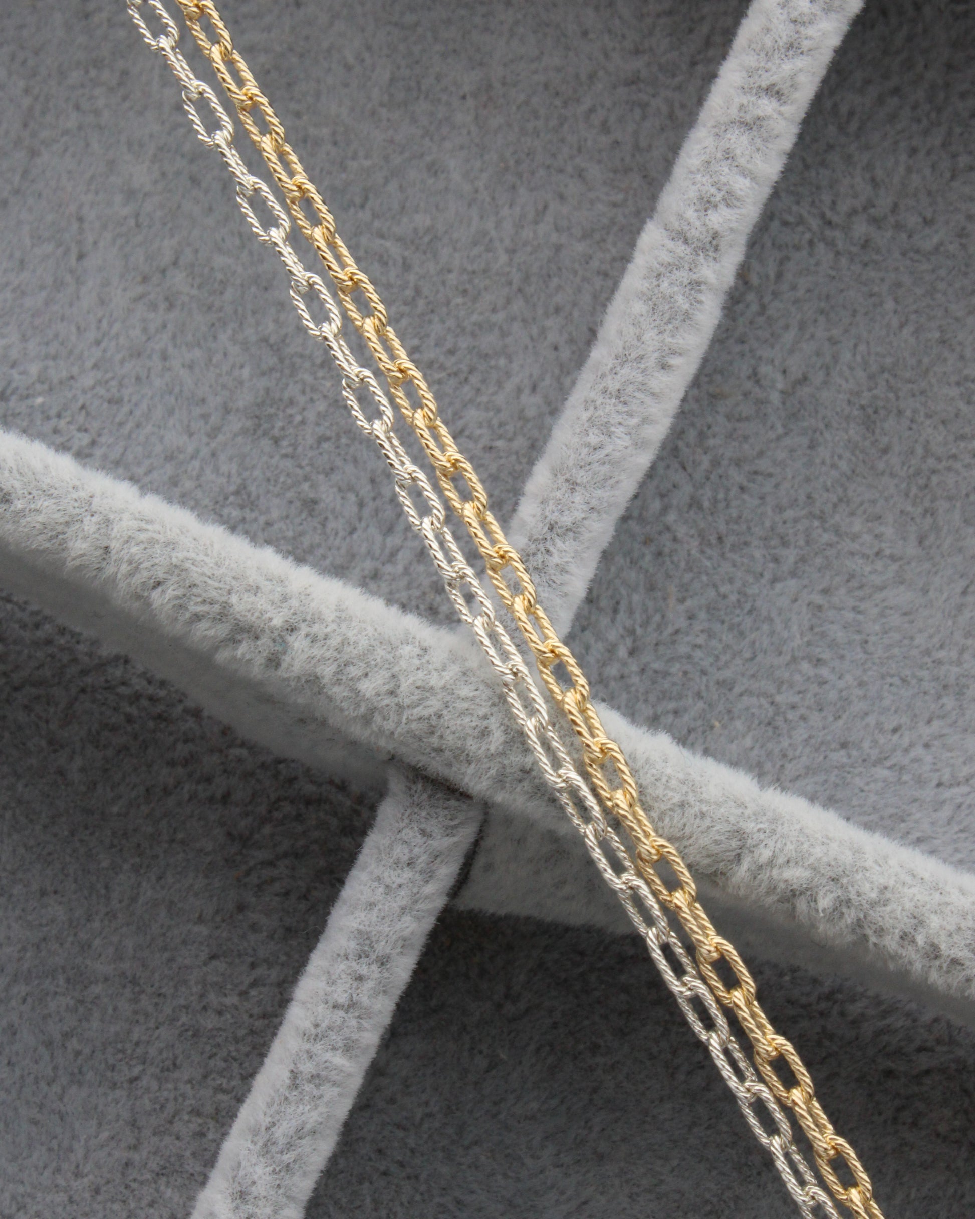 2mm twisted paperclip chain, S257, G257