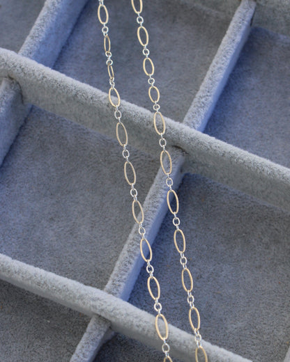 3.3mm Patterned Long and Short Mixed Metal Chain, M218