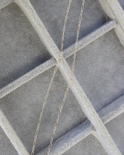 1.5mm Long and Short Mixed Metal Chain 1+3, M216