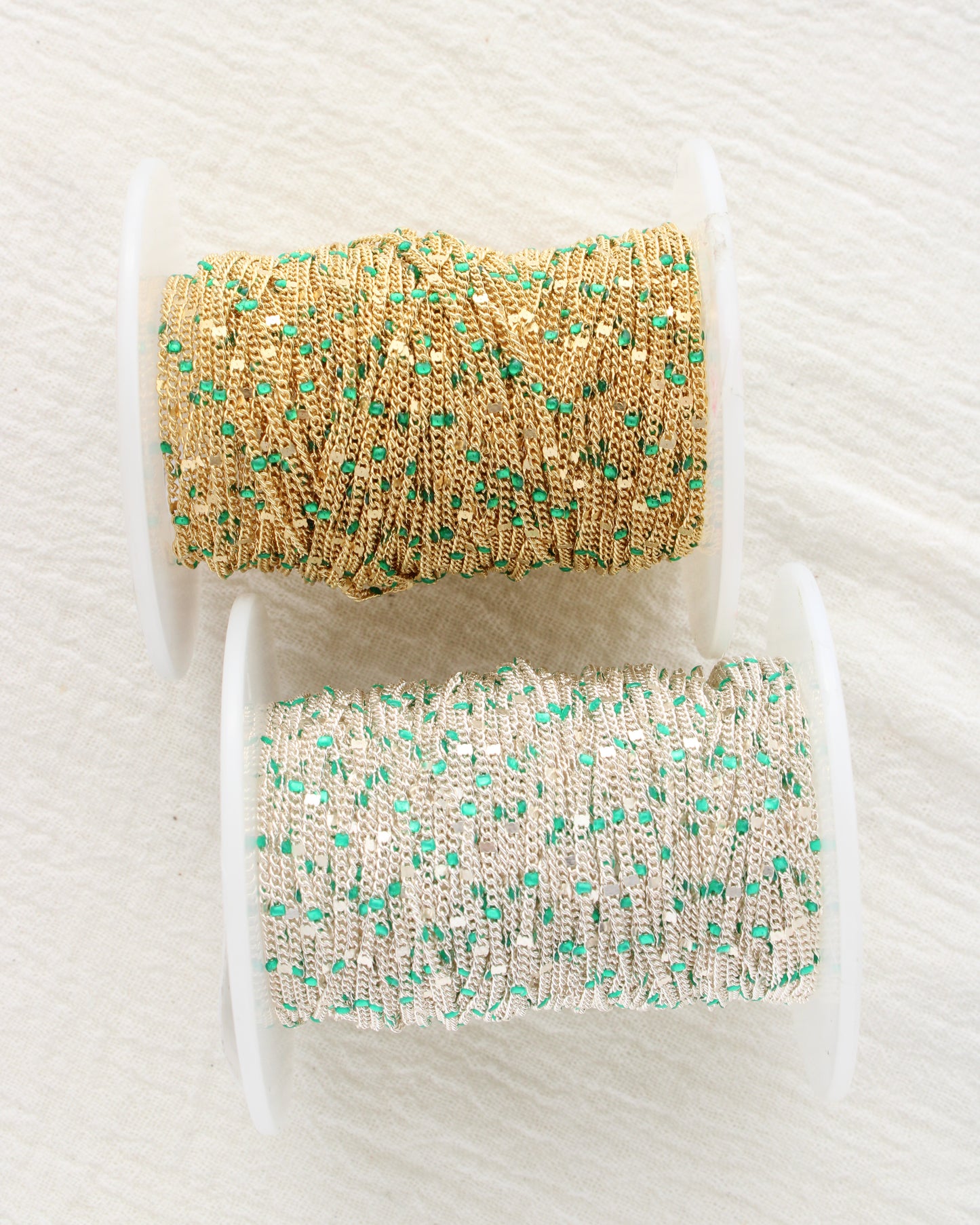 1.2mm Dapped Curb Chain with Green Enamel Dots, S210, G210