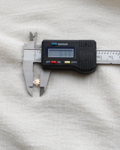 Ghost Halloween Connector, CN465