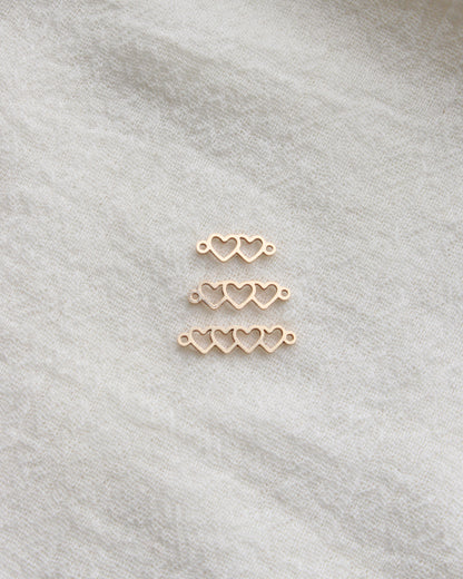 2 Linked Heart Outline Connector, CN463
