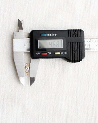 Teardrop Onyx Connector, CN401