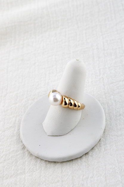 Croissant Dome Band with Pearl Ring, R45