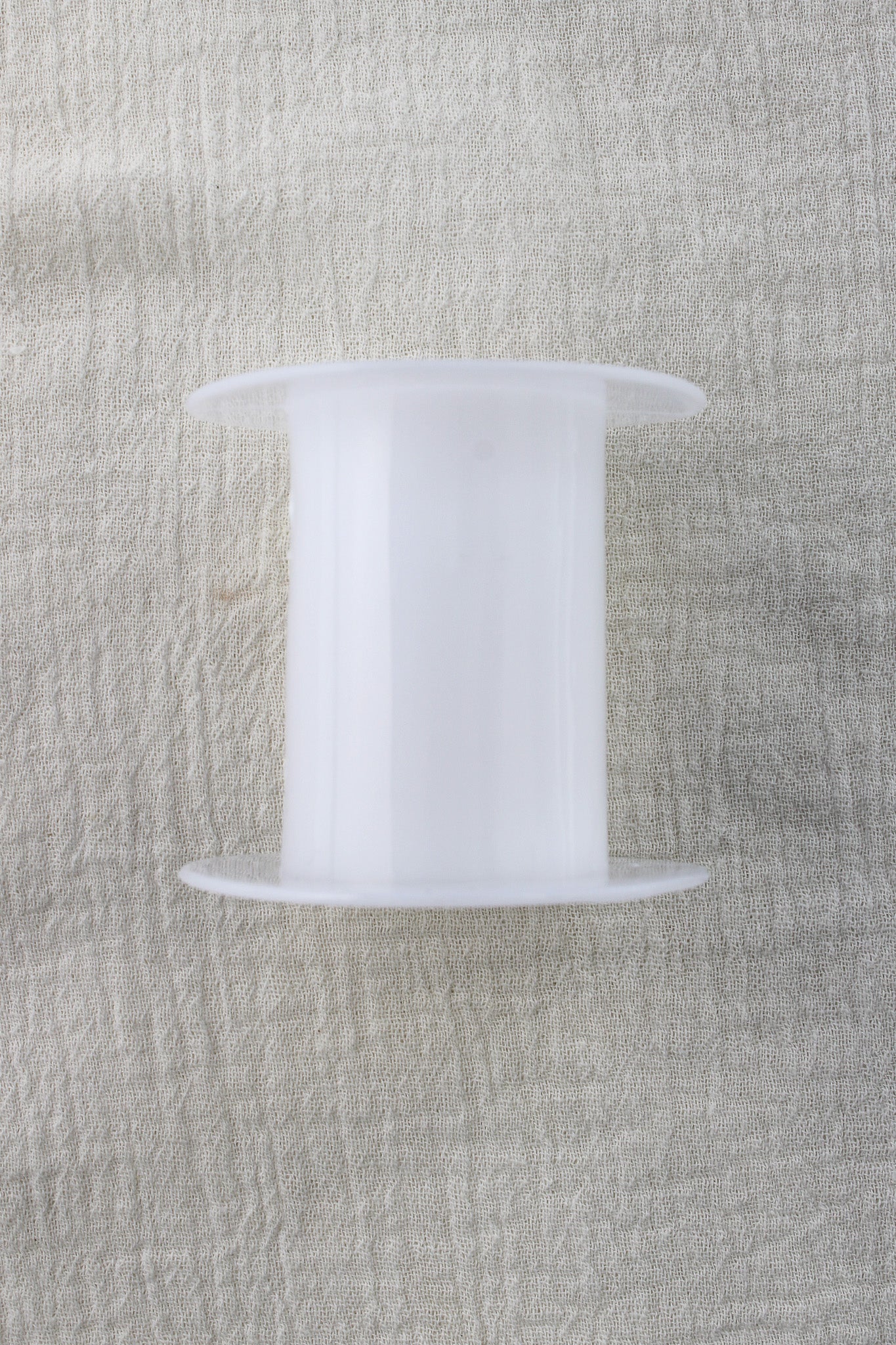 Small Plastic Spool, AC018