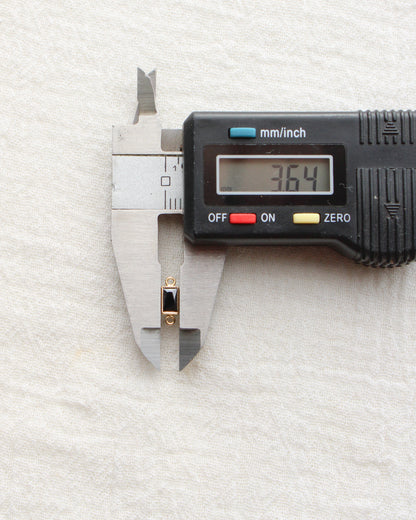 Rectangle Onyx Bezel Connector, CN402