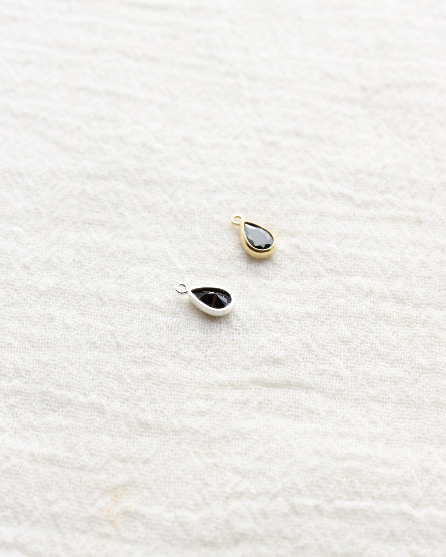 Teardrop Shaped Onyx Charm, CH287