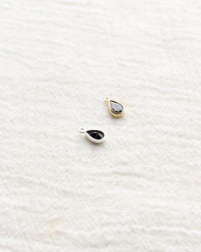 Teardrop Shaped Onyx Charm, CH287