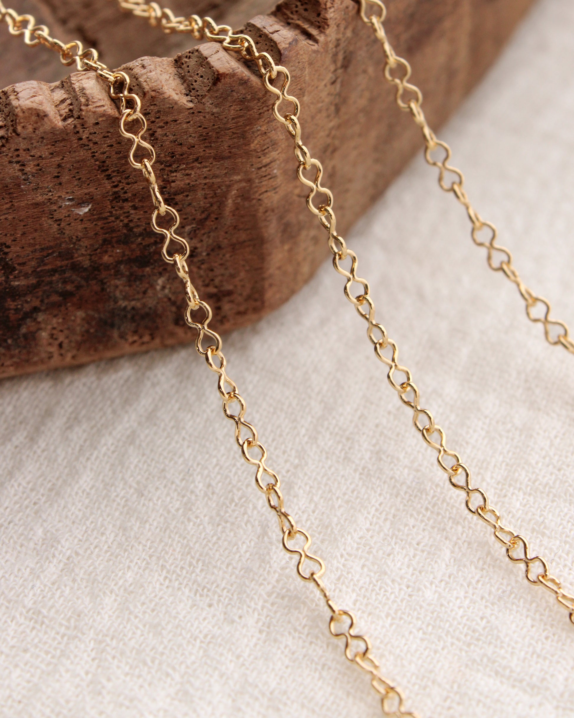 2mm infinity figure 8 chain, G266