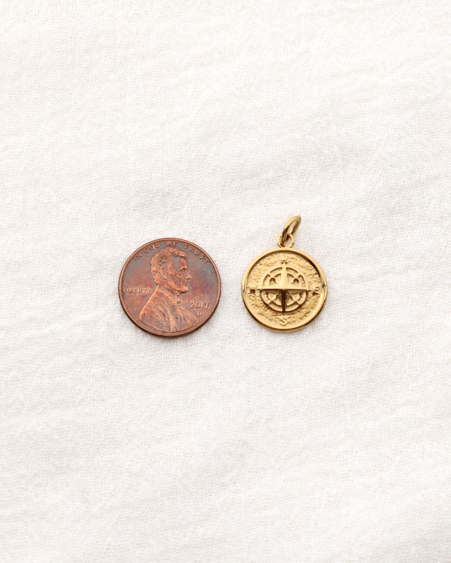 Compass PVD Charm, CH345