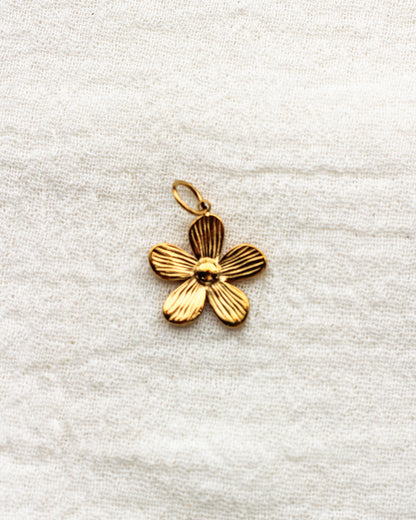 Flower PVD Charm, CH359