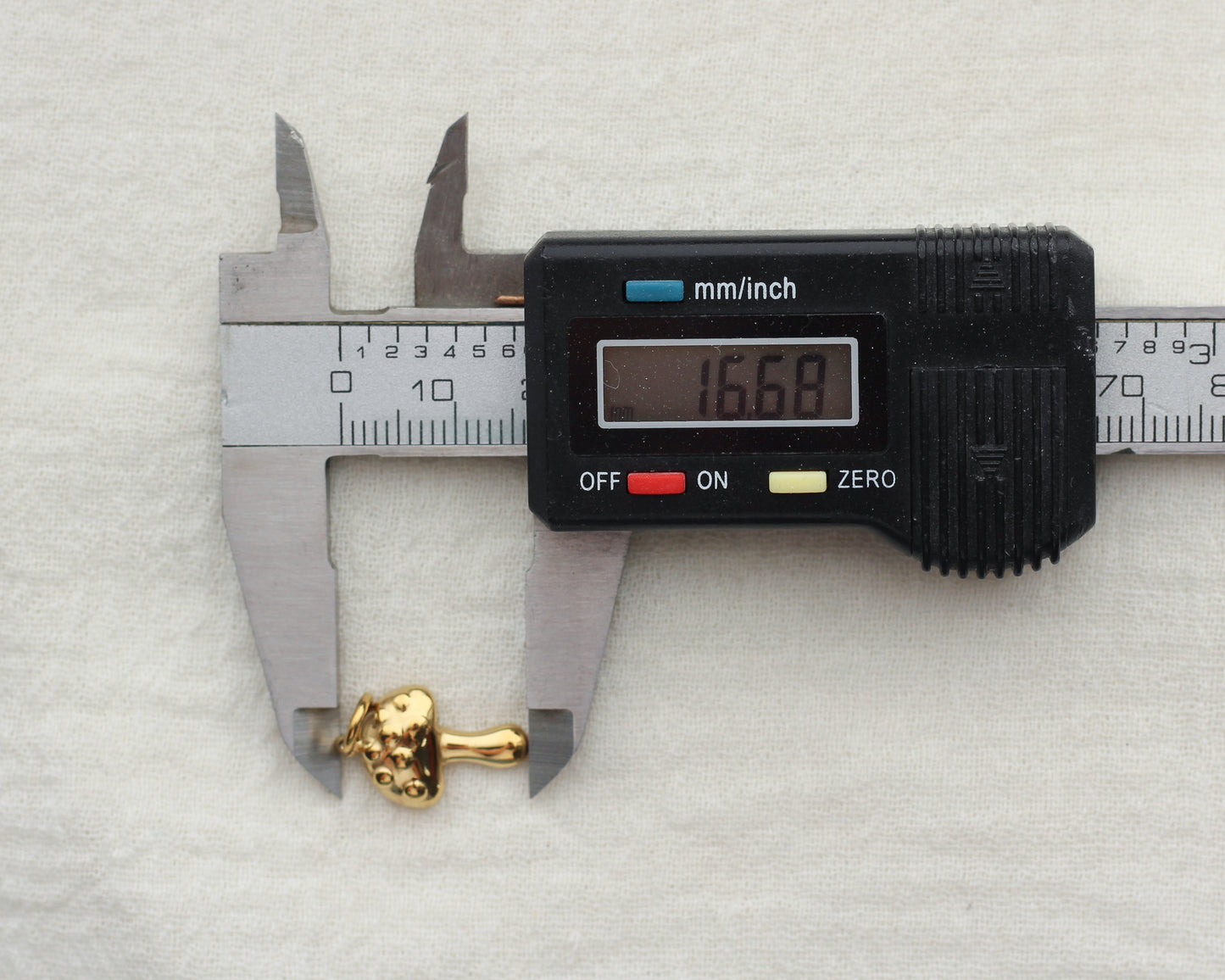Mushroom PVD Charm, CH365
