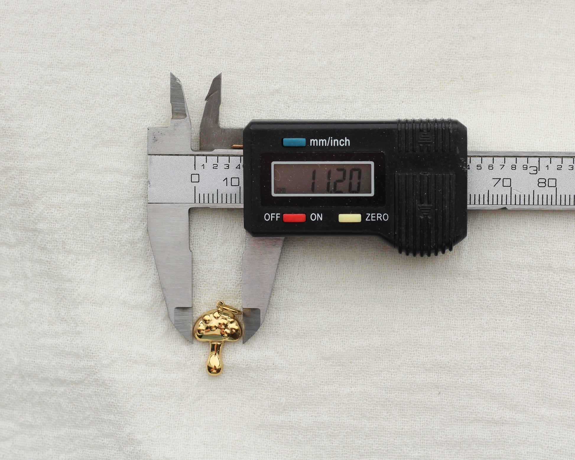 Mushroom PVD Charm, CH365