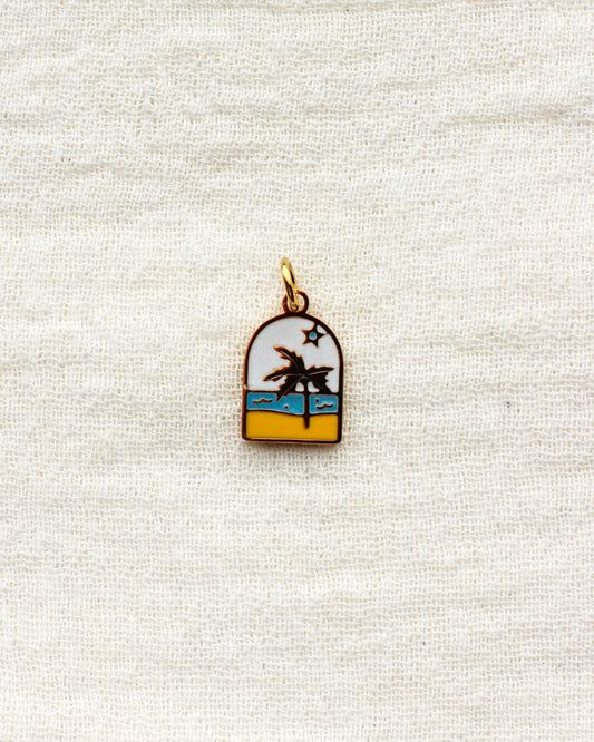 Beach PVD Charm, CH439