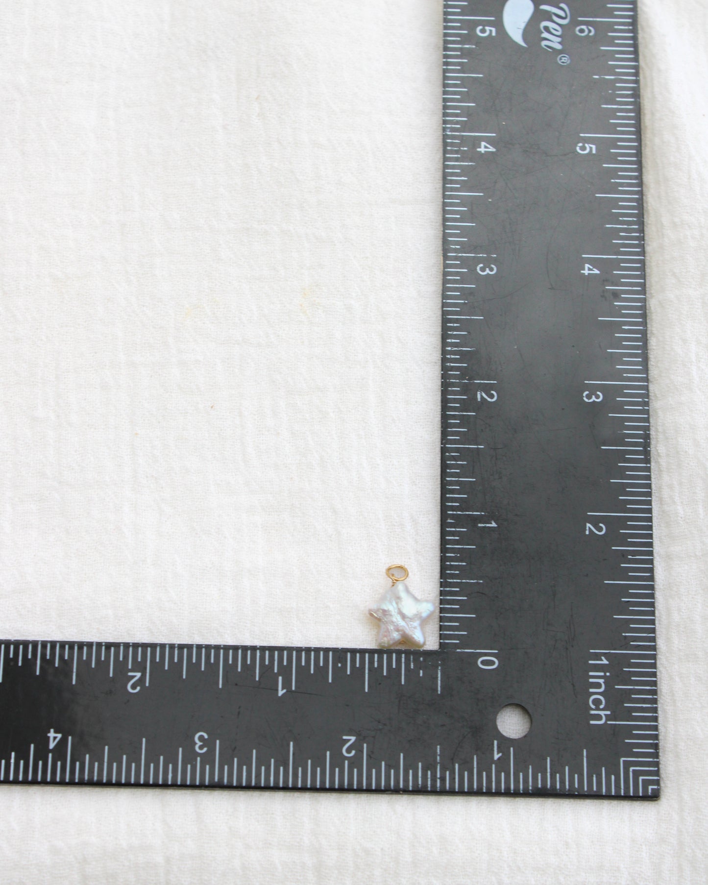 White Pearl Star Charm, CH283