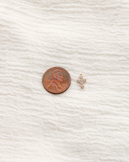 Cross charm with CZ, CH363