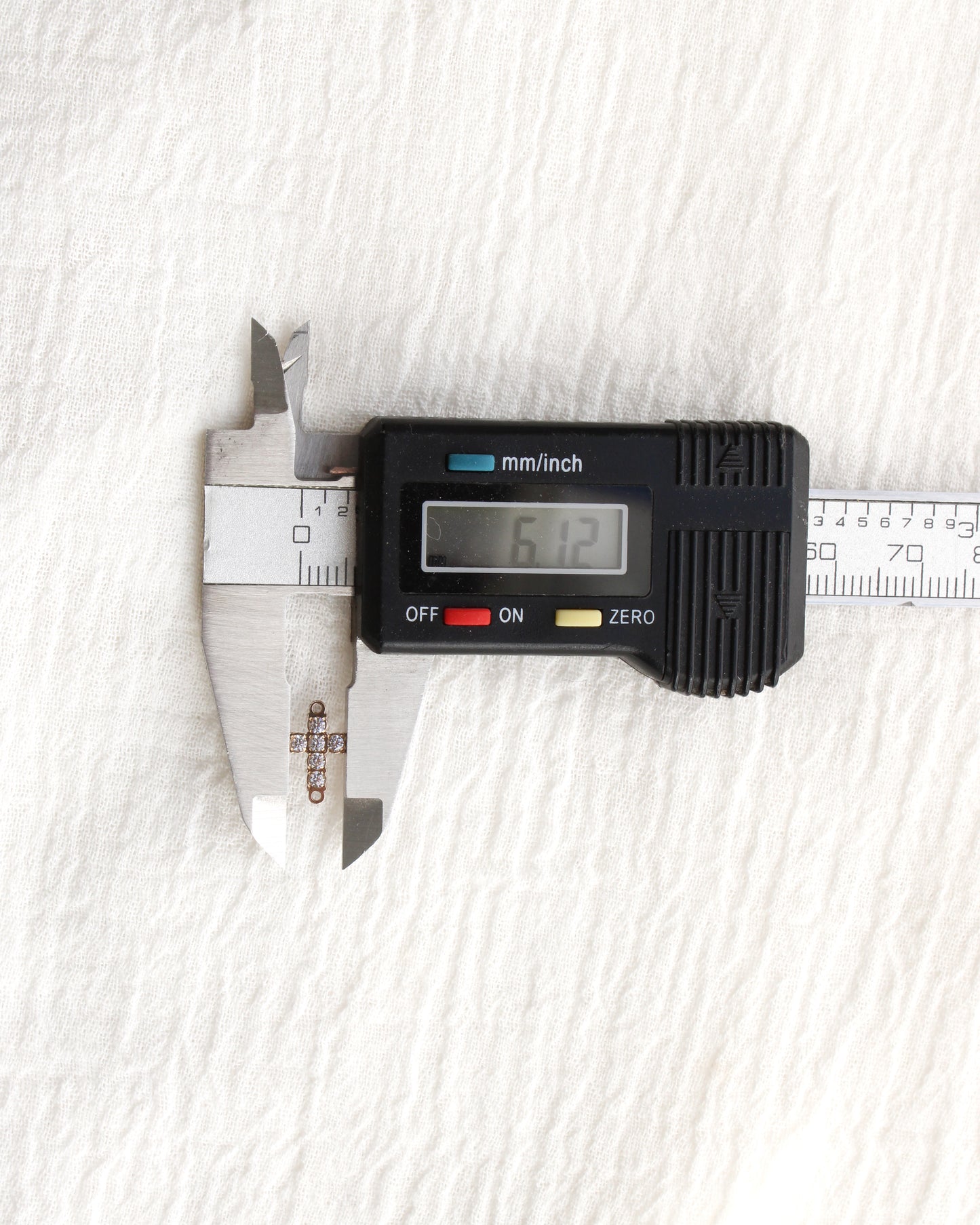 6mm Cross Connector w/ CZ