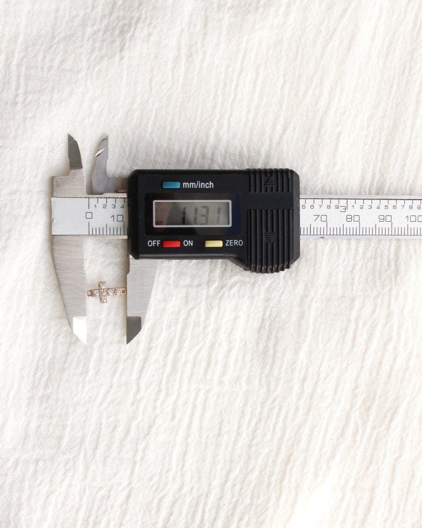 6mm Cross Connector w/ CZ