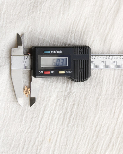 9mm Hibiscus Flower Connector, CN479