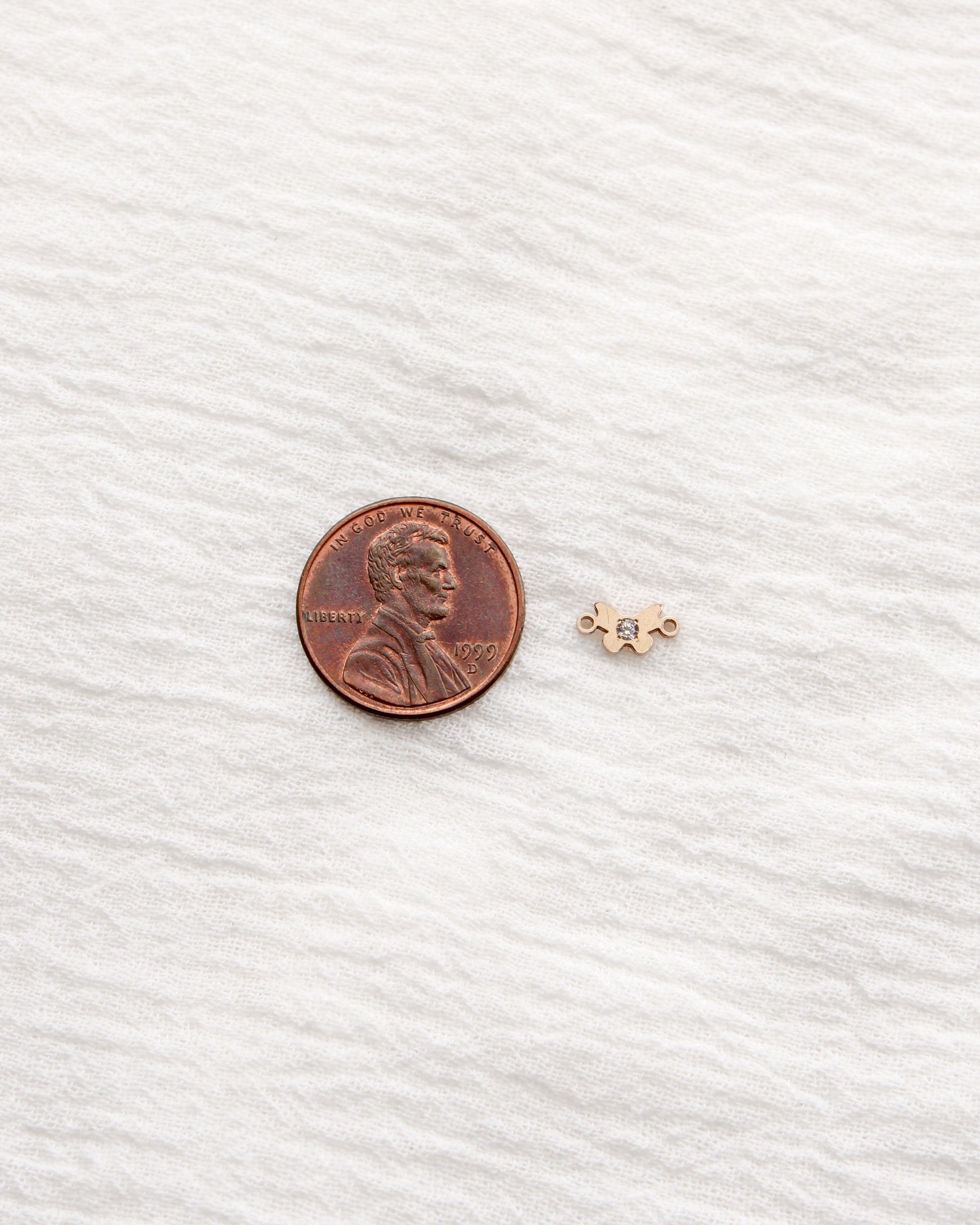 9mm Butterfly Connector with CZ, CN478