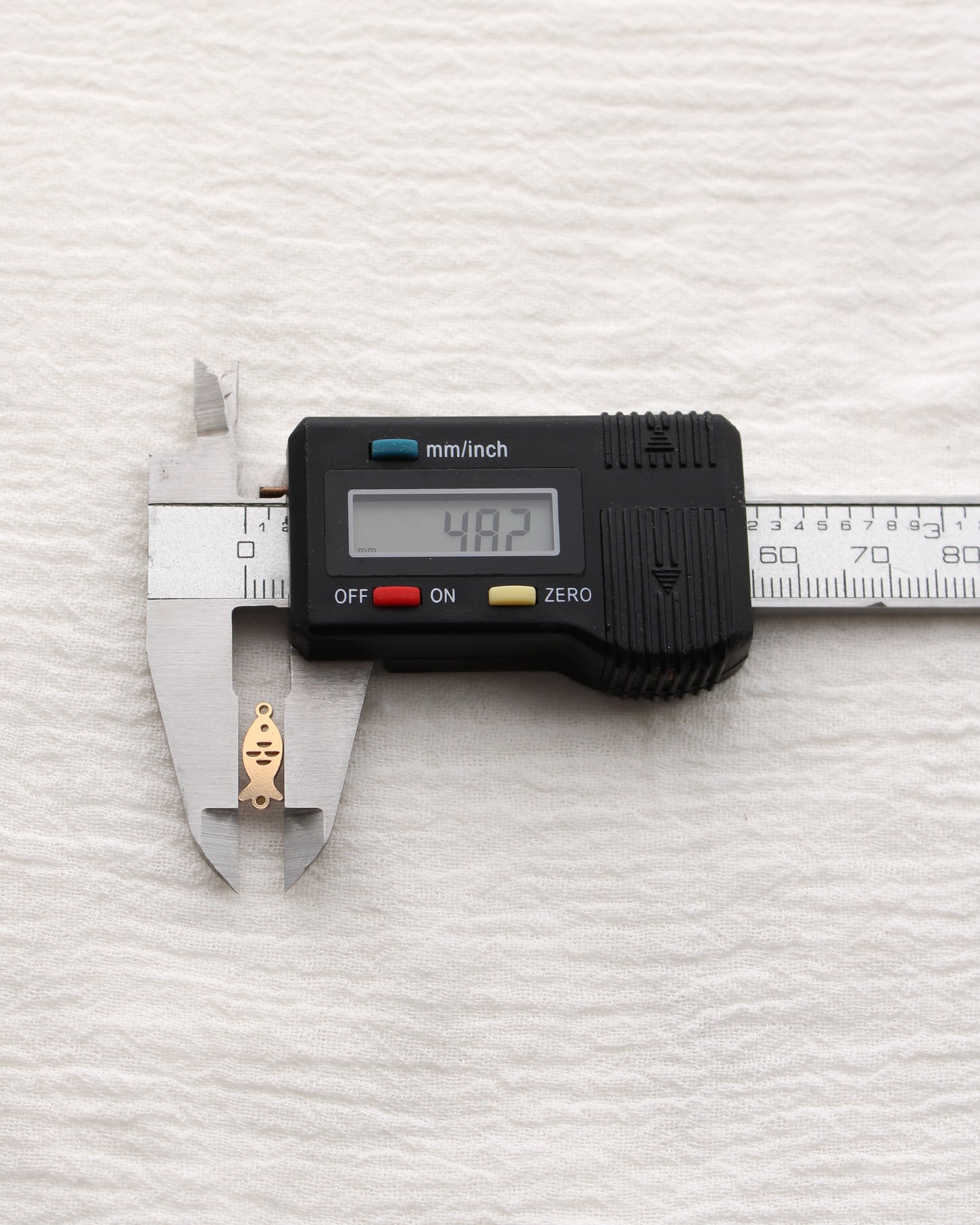 12mm Fish Connector, CN473
