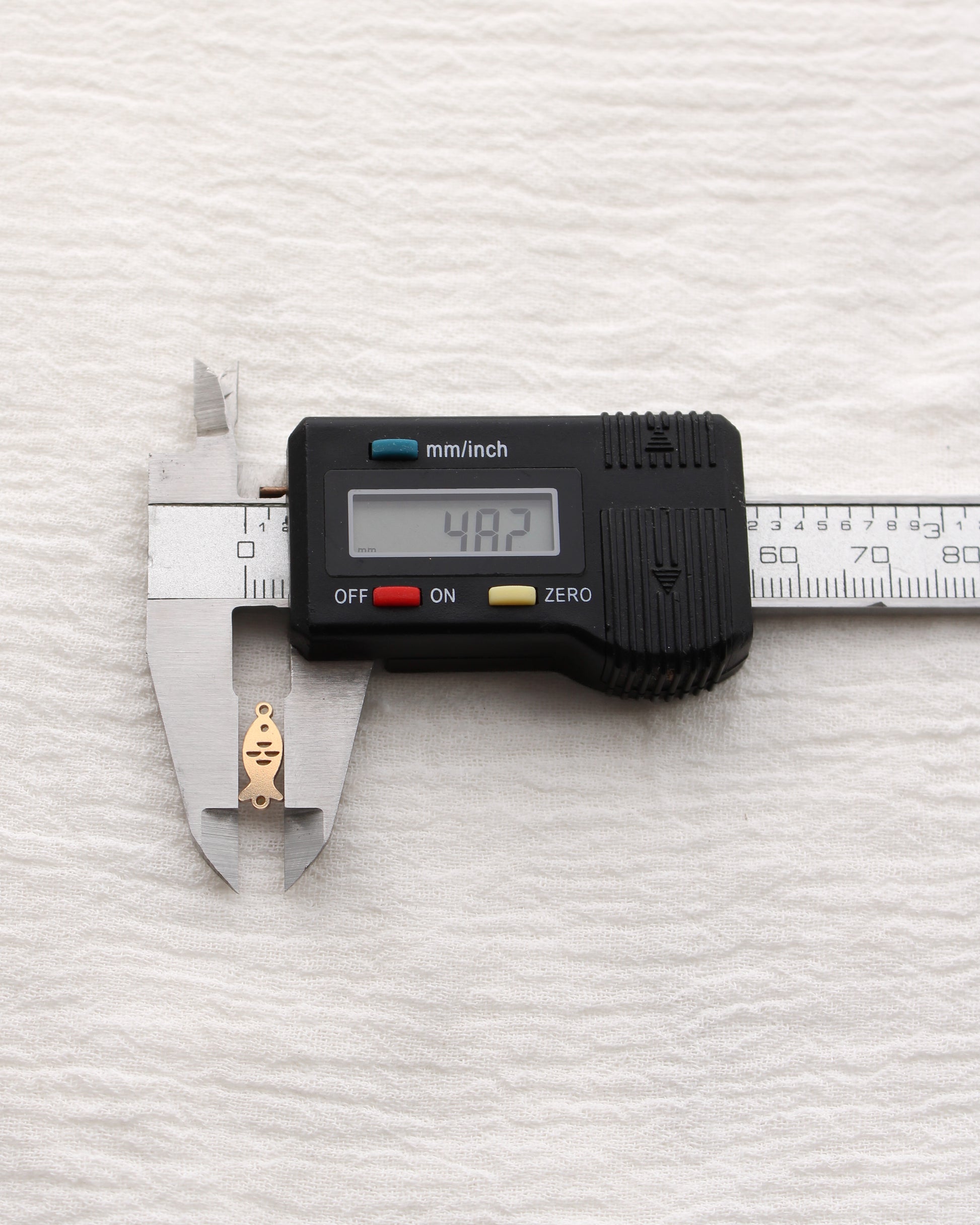 12mm Fish Connector, CN473